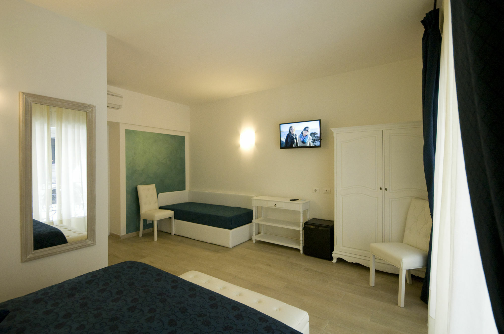 Alangia Inn Roma Ngoại thất bức ảnh