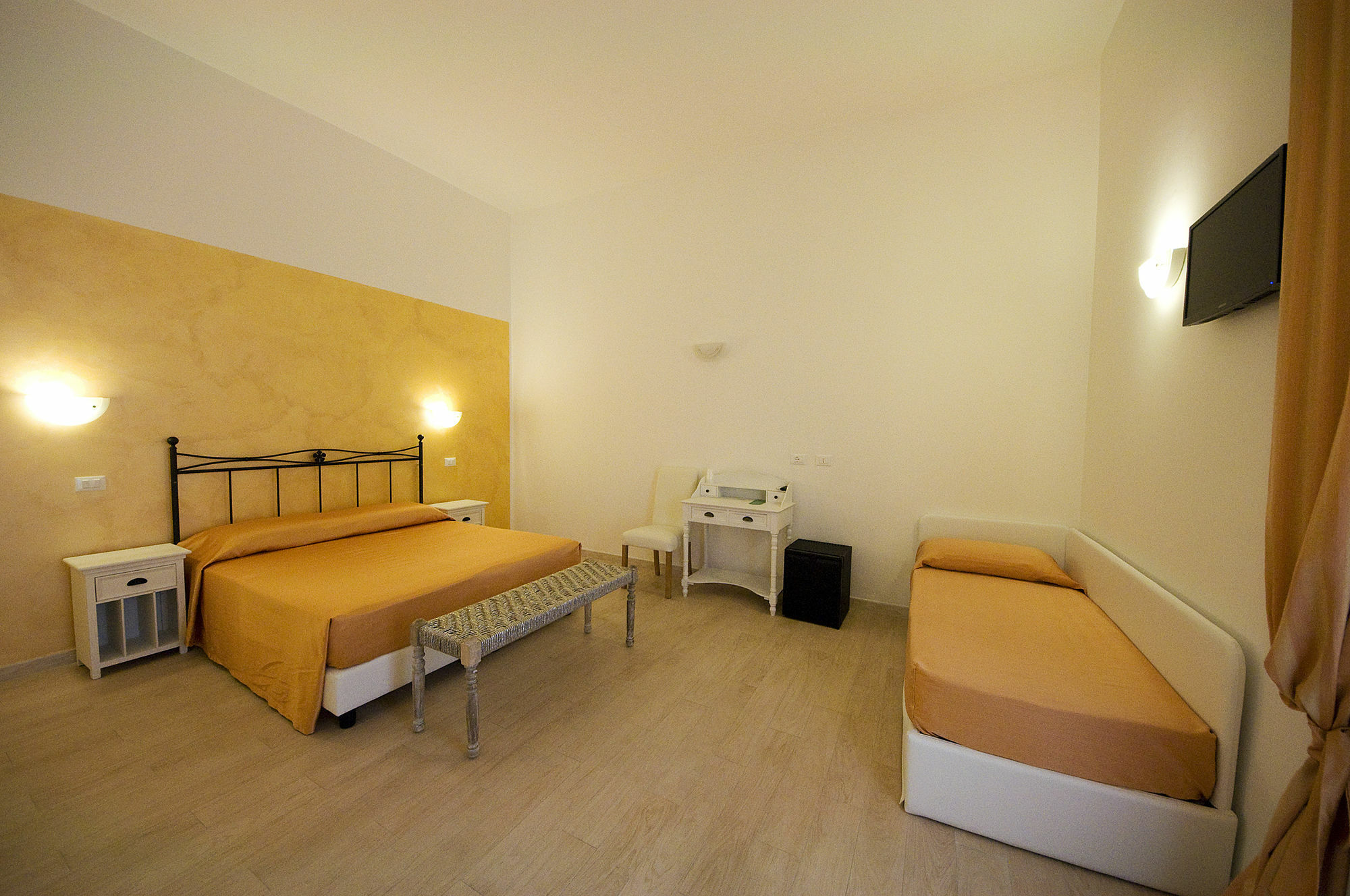 Alangia Inn Roma Ngoại thất bức ảnh