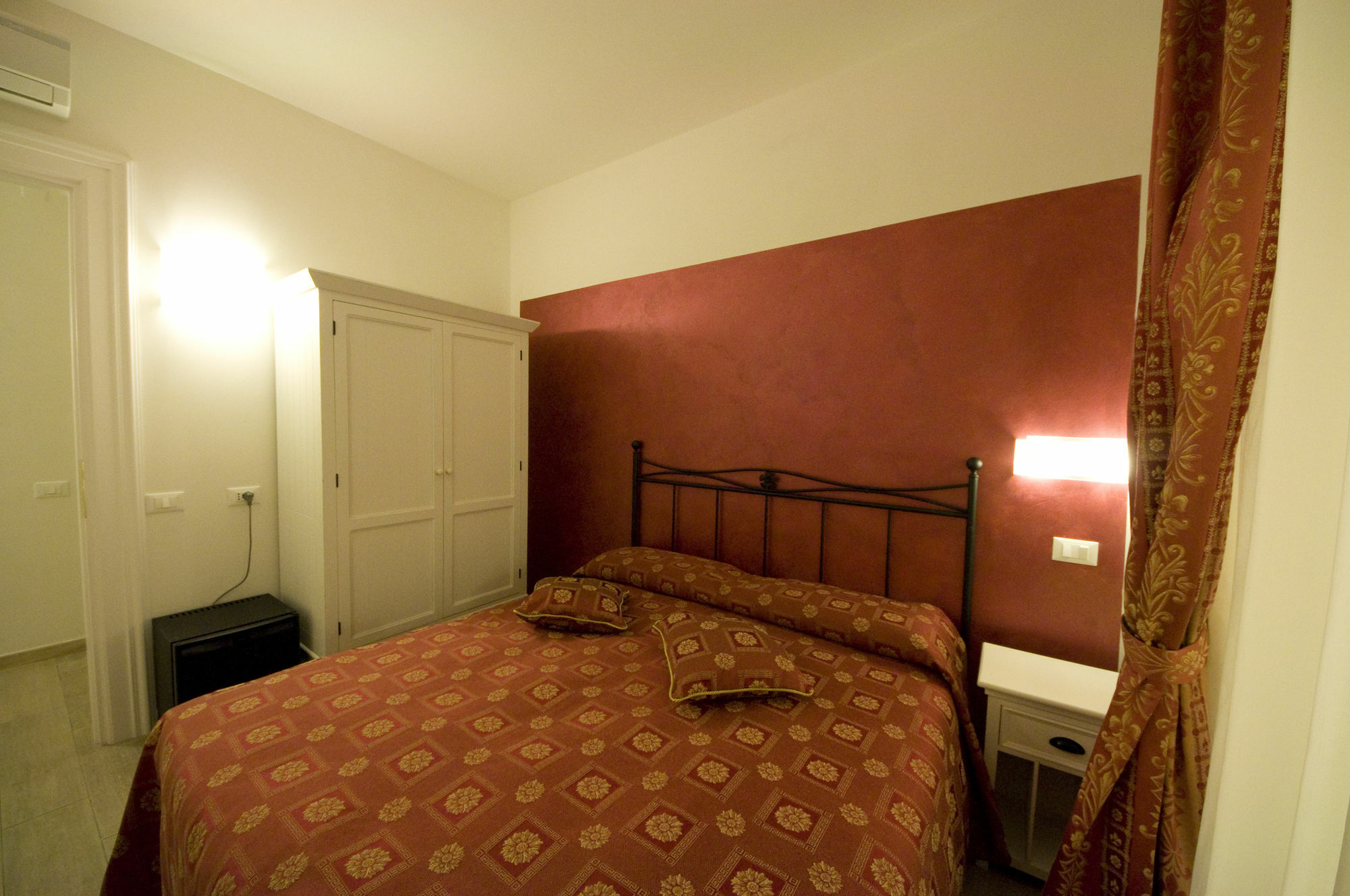 Alangia Inn Roma Ngoại thất bức ảnh